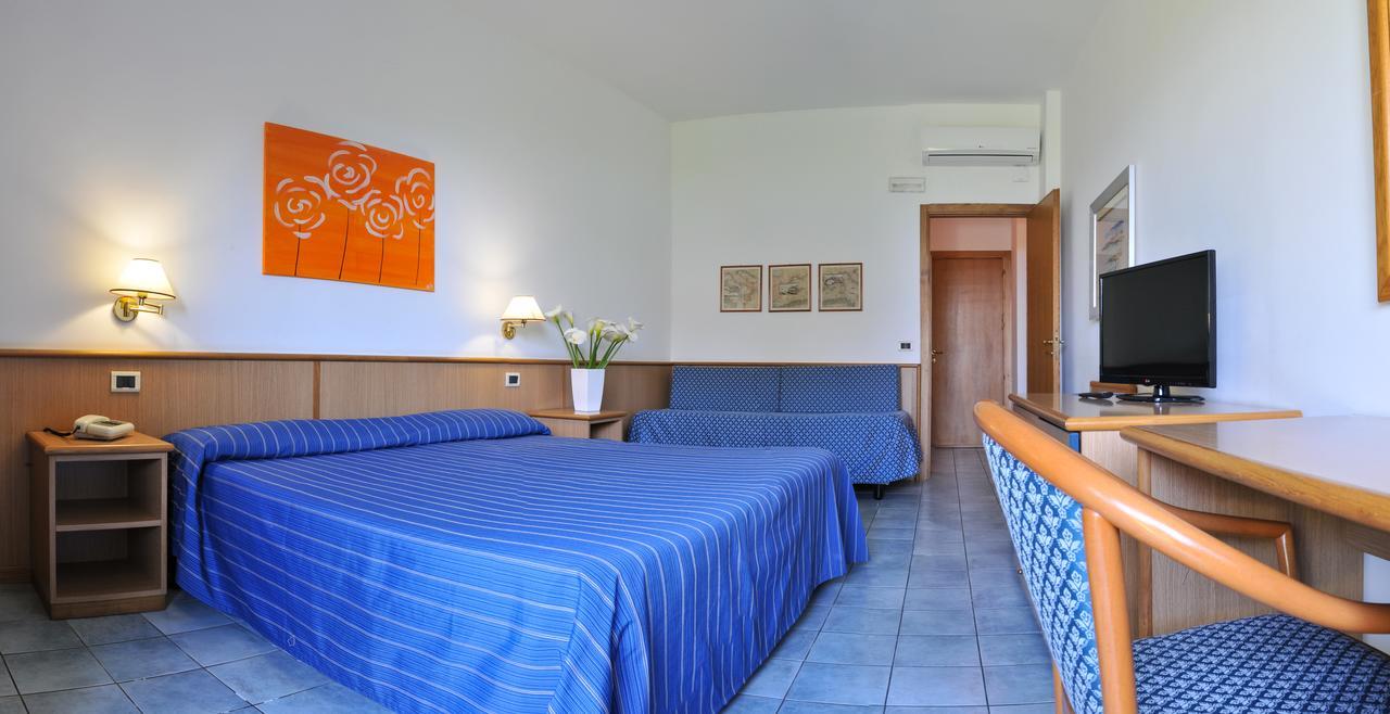 Hotel Riviera Bleu Diamante Exterior foto